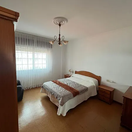 Piso Super Espacioso En Centro Cambados